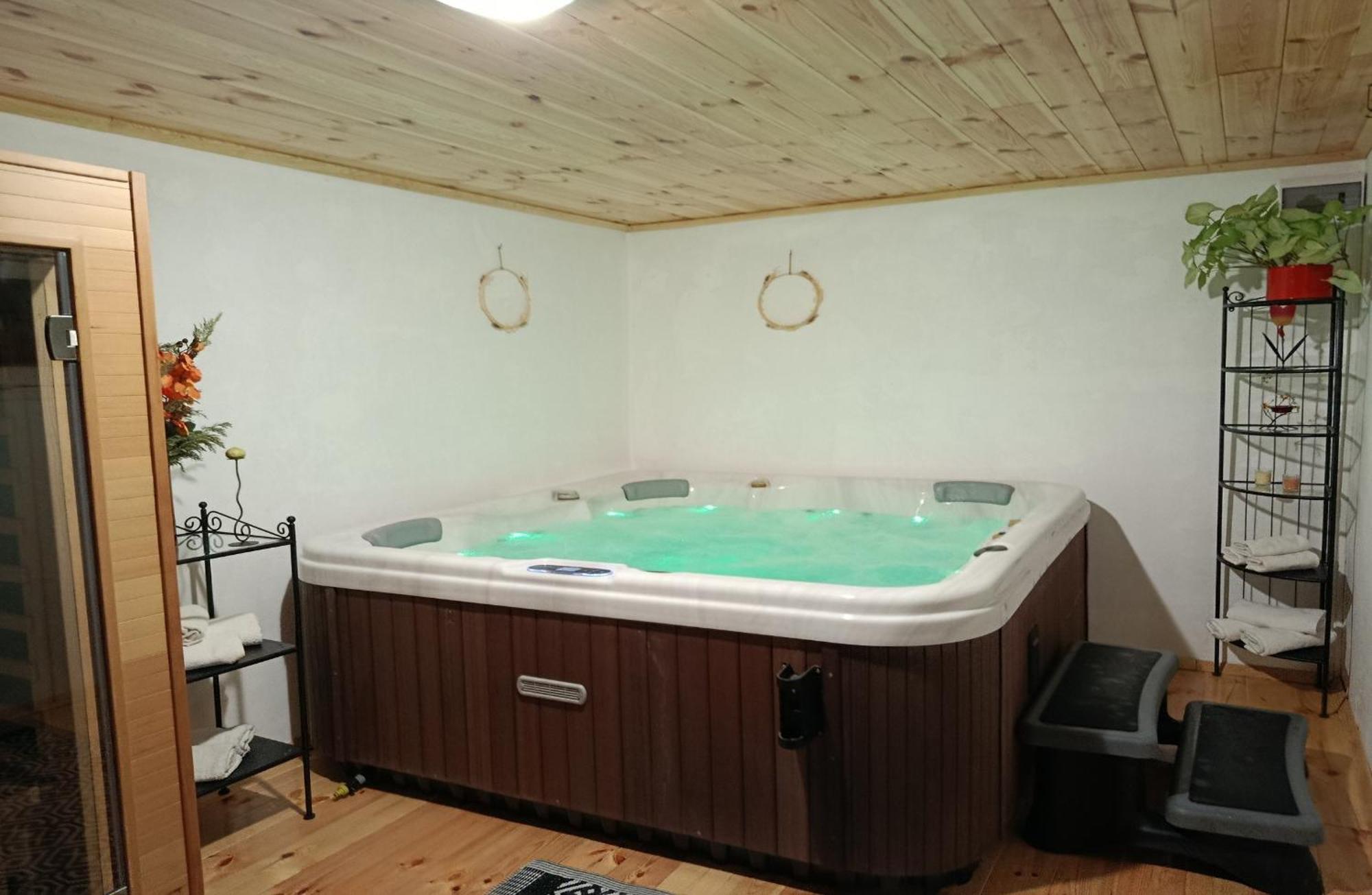 Erzsebet Vendeghaz Es Apartman Hajdúszoboszló 외부 사진